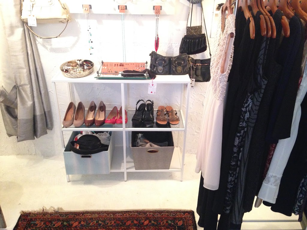 Full Circle Clothing | 478 Village Bay Rd, Mayne Island, BC V0N 2J2, Canada | Phone: (250) 507-4630