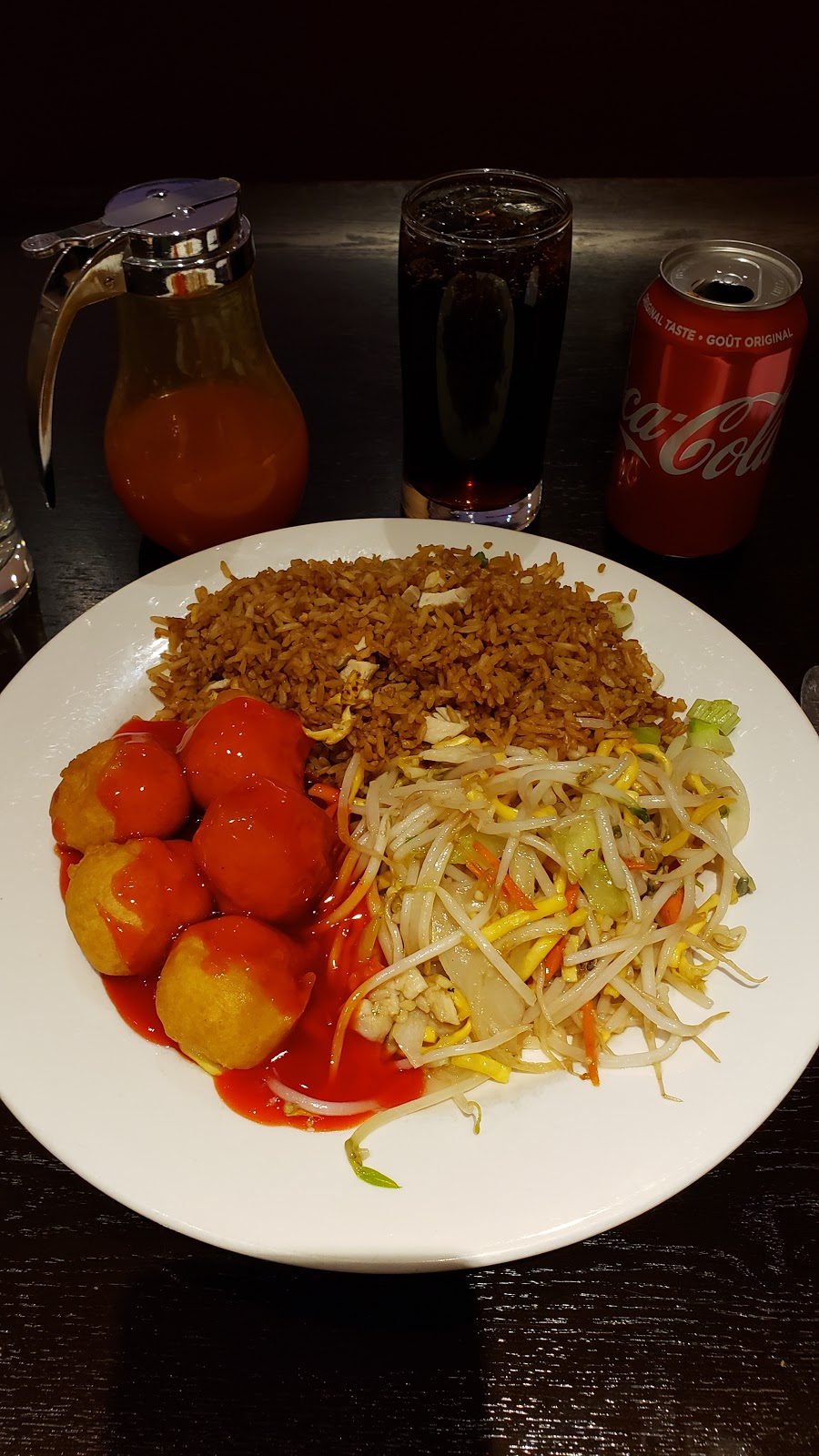 Lucky Dragon Delight | Jackson Trails Plaza, 6081 Hazeldean Rd, Stittsville, ON K2S 1B9, Canada | Phone: (613) 836-7898