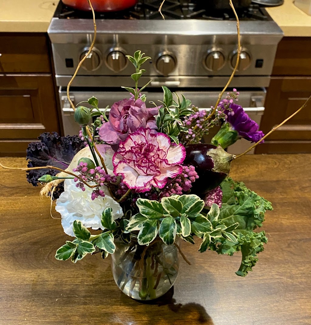 Everyday Bouquets | 2048 Mahon Ave, North Vancouver, BC V7M 2T5, Canada | Phone: (647) 993-9250