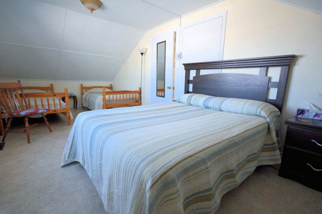 La Maison du Capitaine | 26 Route du Quai, Lotbinière, QC G0S 1S0, Canada | Phone: (418) 456-6514