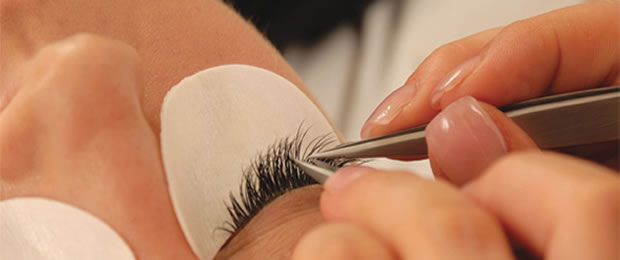 Extensions de cils Isabelle | 267 Boulevard Brien, Repentigny, QC J6A 6S4, Canada | Phone: (514) 466-6712