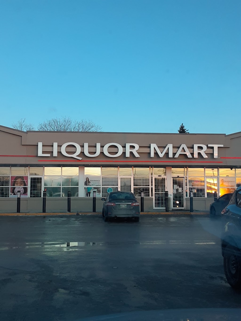 Crestview Liquor Mart | 3393 Portage Ave Unit 170, Winnipeg, MB R3K 2G7, Canada | Phone: (204) 987-4054