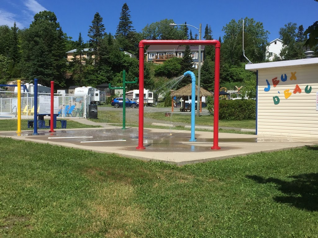 Camping Du Quai | 70 Rue de lAncrage, Rivière-du-Loup, QC G5R 6B1, Canada | Phone: (418) 860-3111