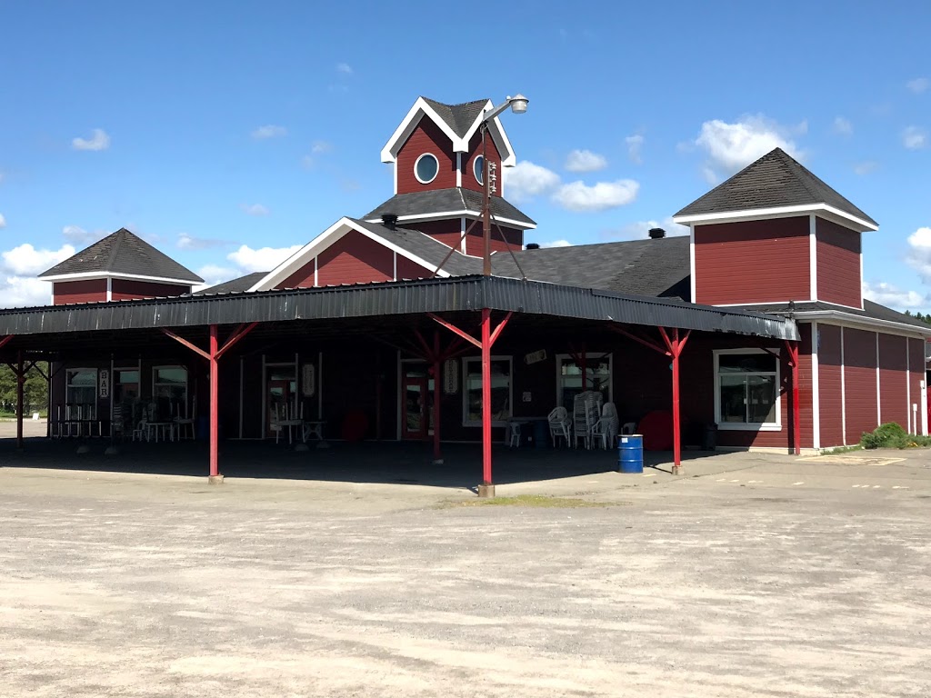 Flea market | 20 Rue Champlain, Lachute, QC J8H 3R8, Canada | Phone: (450) 562-2939