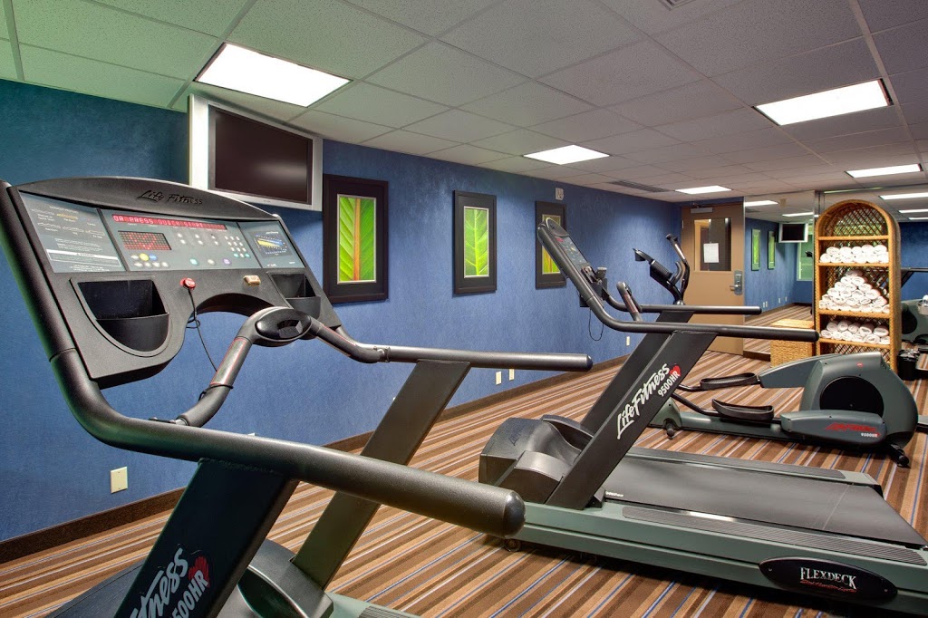 Holiday Inn Express & Suites Chatham South | 575 Richmond St, Chatham-Kent, ON N7M 1R2, Canada | Phone: (519) 351-1100