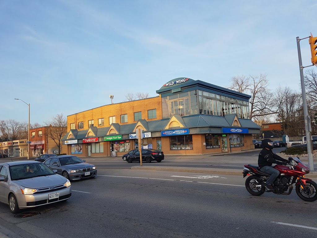 Wild Wing | 714 Lakeshore Rd E 1 & 6, Mississauga, ON L5G 1J6, Canada | Phone: (905) 278-1500