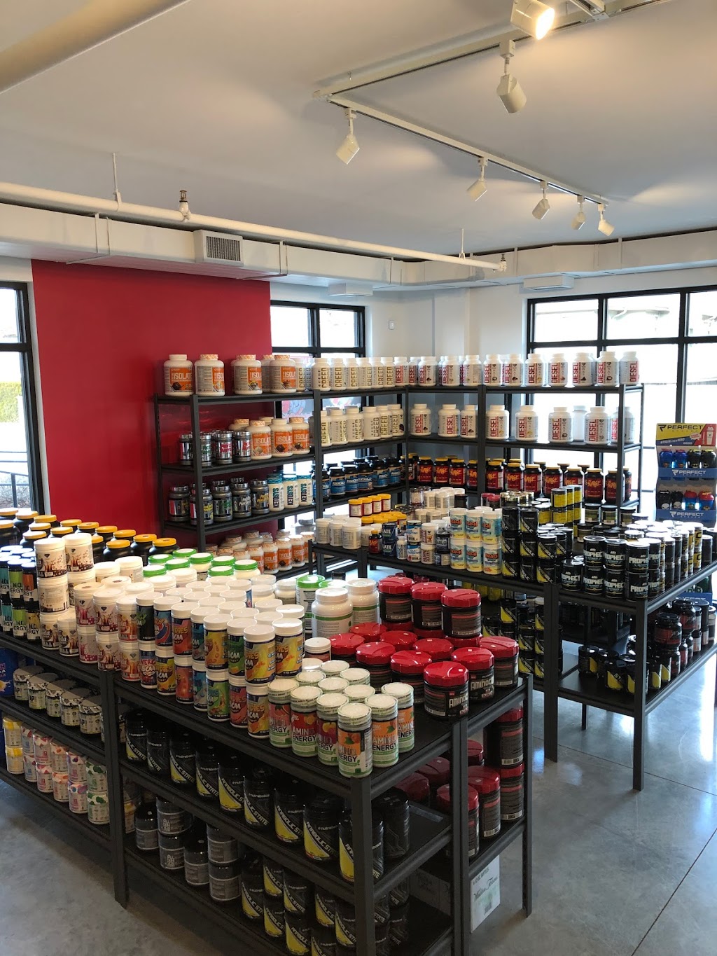 Gym Rat Supplements & Apparel Kelowna | 555 Montgomery Rd #105, Kelowna, BC V1X 3C6, Canada | Phone: (250) 765-1679