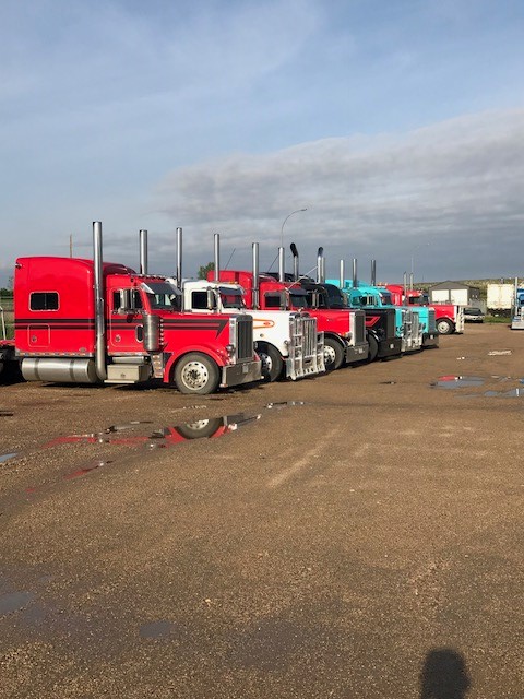 Platinum Truck Center | 405 19th AVE SE, Weyburn, SK S0C 1X0, Canada | Phone: (306) 848-9000
