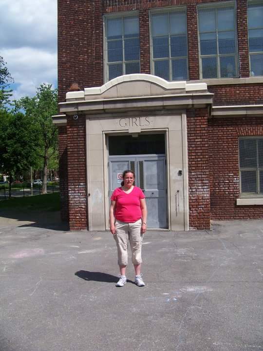Primary School Maisonneuve | 1680 Av Morgan, Montréal, QC H1V 2P9, Canada | Phone: (514) 596-5442