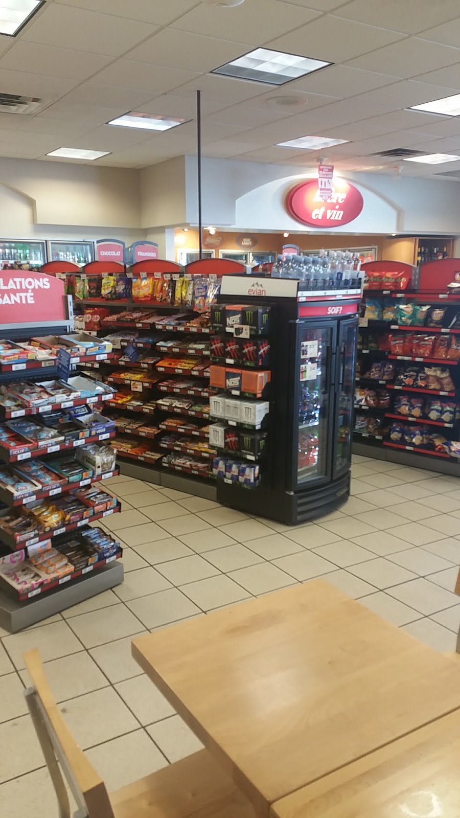 Petro-Canada | 395 Montée Paiement, Gatineau, QC J8P 6M7, Canada | Phone: (819) 561-7007