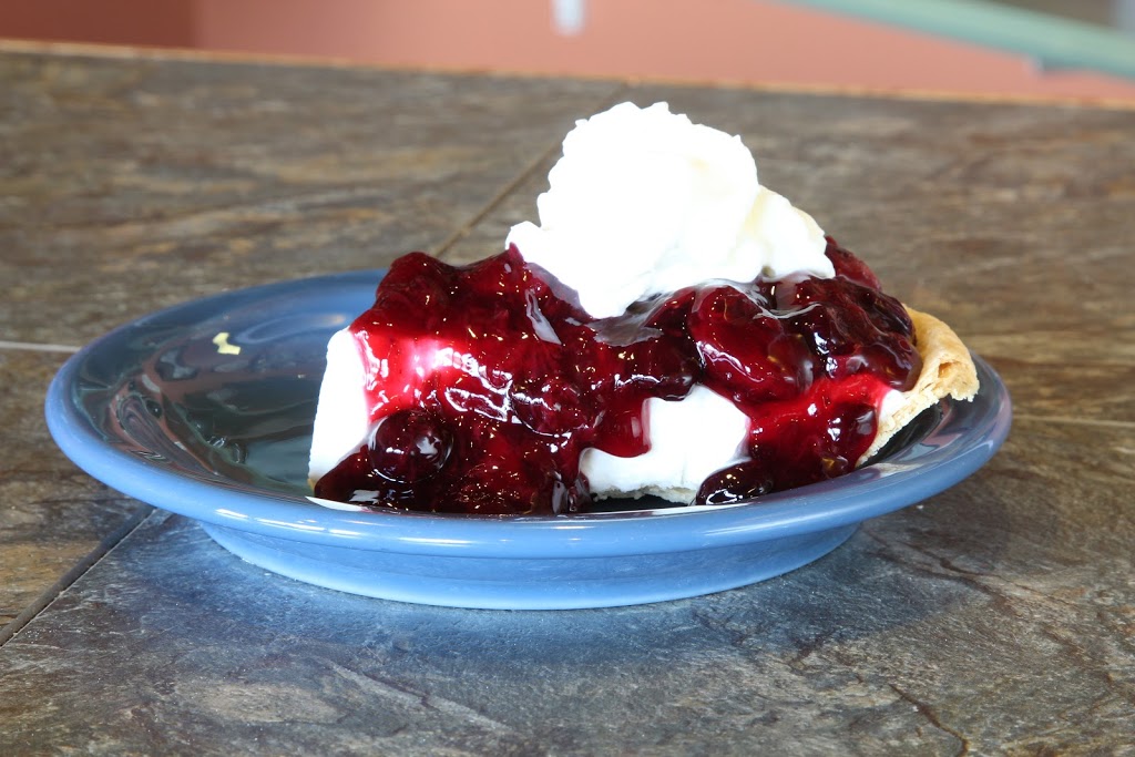 Pies Plus Cafe | 12445 Lake Fraser Dr SE #611, Calgary, AB T2J 7A4, Canada | Phone: (403) 271-6616