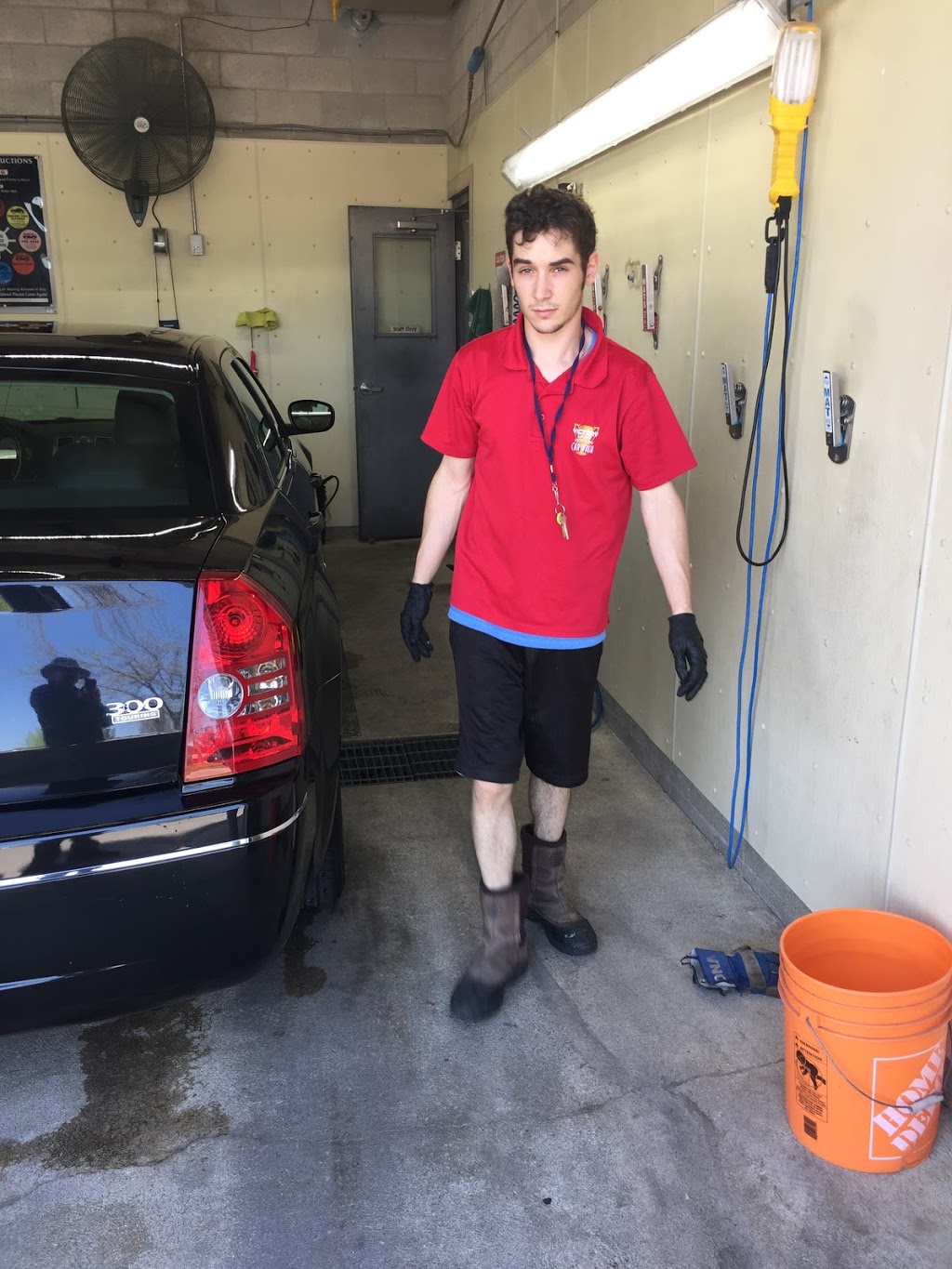 Auto Detailing Service Brampton at Victory Lane Car Wash | 7898 Hurontario St, Brampton, ON L6Y 0C7, Canada | Phone: (905) 601-9012