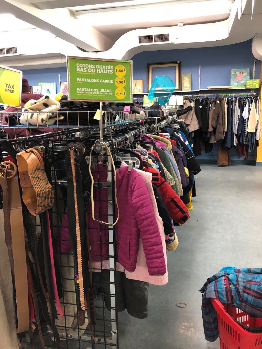Fripe-Prix Renaissance | 3238 Rue Masson, Montréal, QC H1Y 1Y3, Canada | Phone: (514) 376-8836
