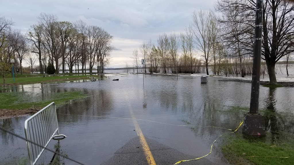 Stoney Point Park | Lachine, Montreal, QC H8T, Canada | Phone: (514) 872-0311