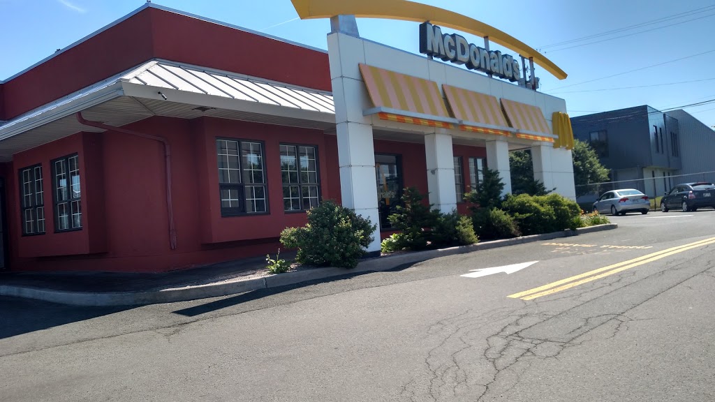 McDonalds | 248 Torbay Rd, St. Johns, NL A1A 2H4, Canada | Phone: (709) 722-6582