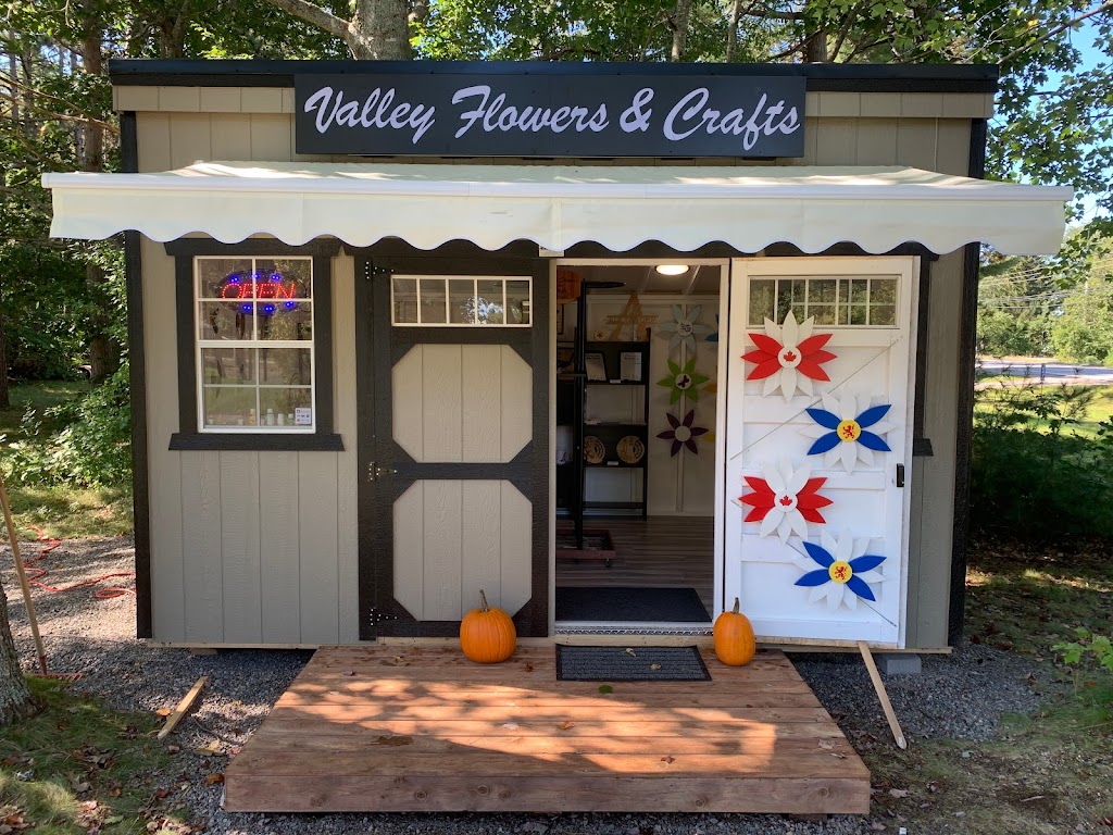 Valley Flowers & Crafts | 10492 NS-201, Kingston, NS B0P 1R0, Canada | Phone: (902) 765-0797