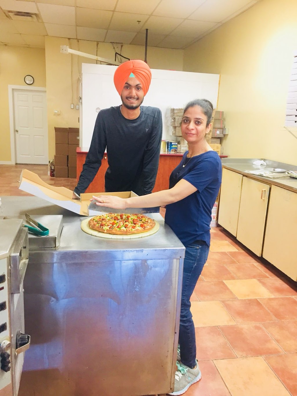 Surrey Veggie Pizza | 8077 King George Blvd unit 110 & 111, Surrey, BC V3W 5B4, Canada | Phone: (604) 593-1110