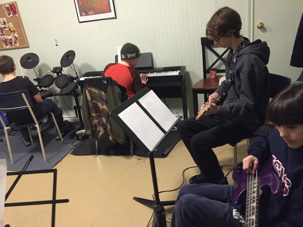 Mansion on the Hill Music lessons | 72 Northcliffe Dr, Brookside, NS B3T 1S7, Canada | Phone: (902) 229-4688