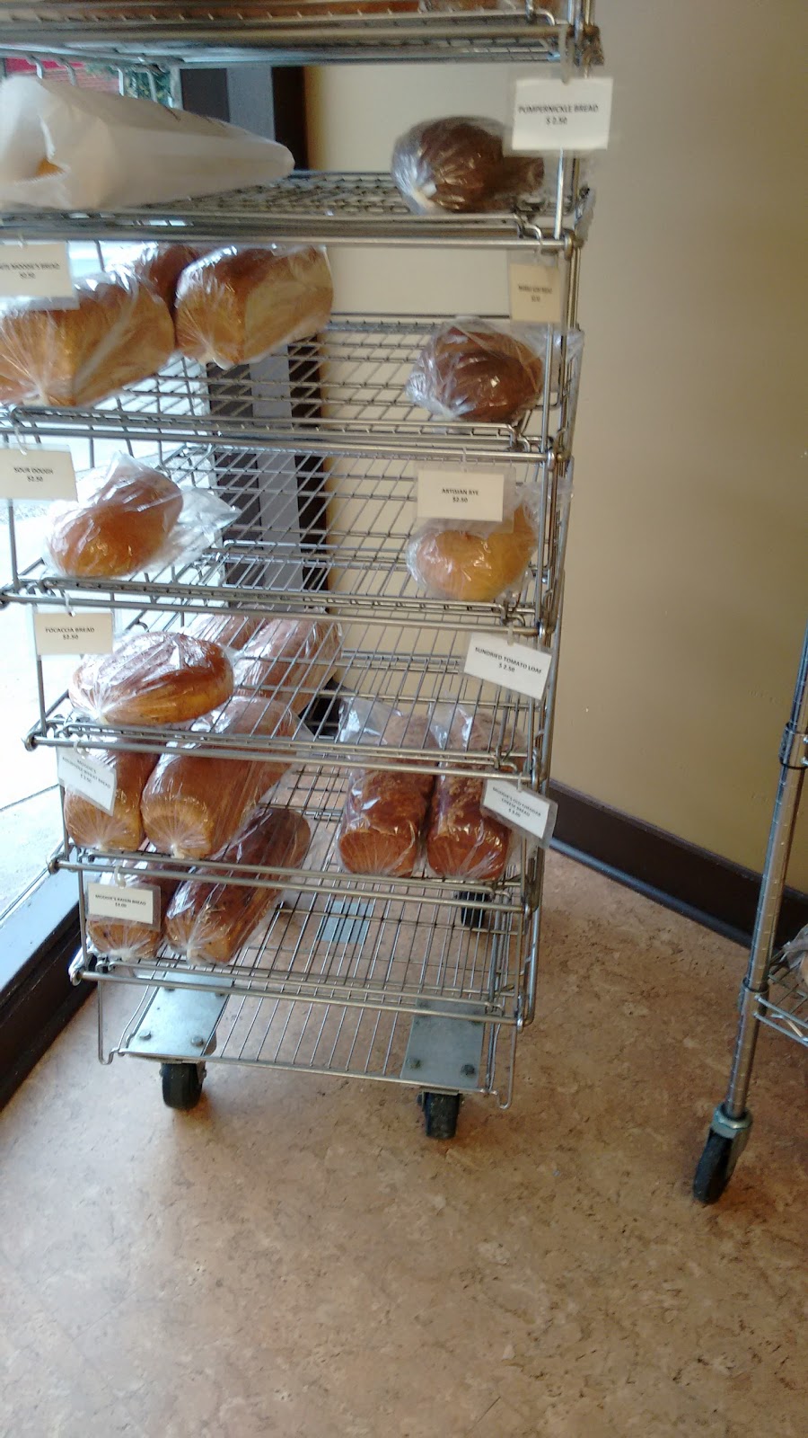 Moodies Bakery | 4552 Queen St, Niagara Falls, ON L2E 6X5, Canada | Phone: (905) 358-8288