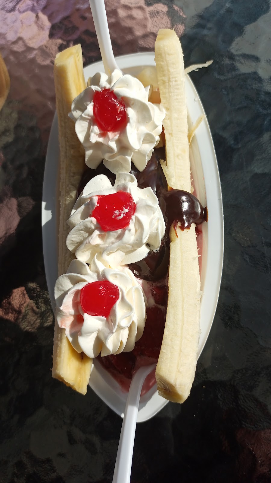 Leche Creme | 512 Av. de Grande Île, Salaberry-de-Valleyfield, QC J6S 3N6, Canada | Phone: (450) 370-0588