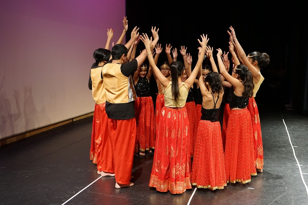 Bollywood West Dance | P.O. 20036, 6541 Derry Rd, Milton, ON L9T 7W0, Canada | Phone: (416) 996-1365