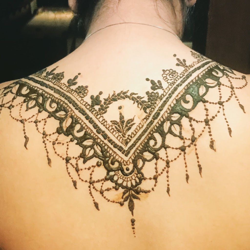 Henna Art by kinjal | Pinewood Dr, Peterborough, ON K9K 1L2, Canada | Phone: (705) 341-5454