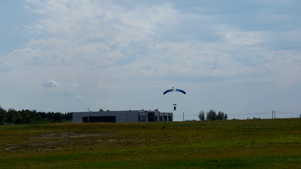 Alma Airport | 350 Chem. de lAéroport, Alma, QC G8B 5V2, Canada | Phone: (418) 669-5104