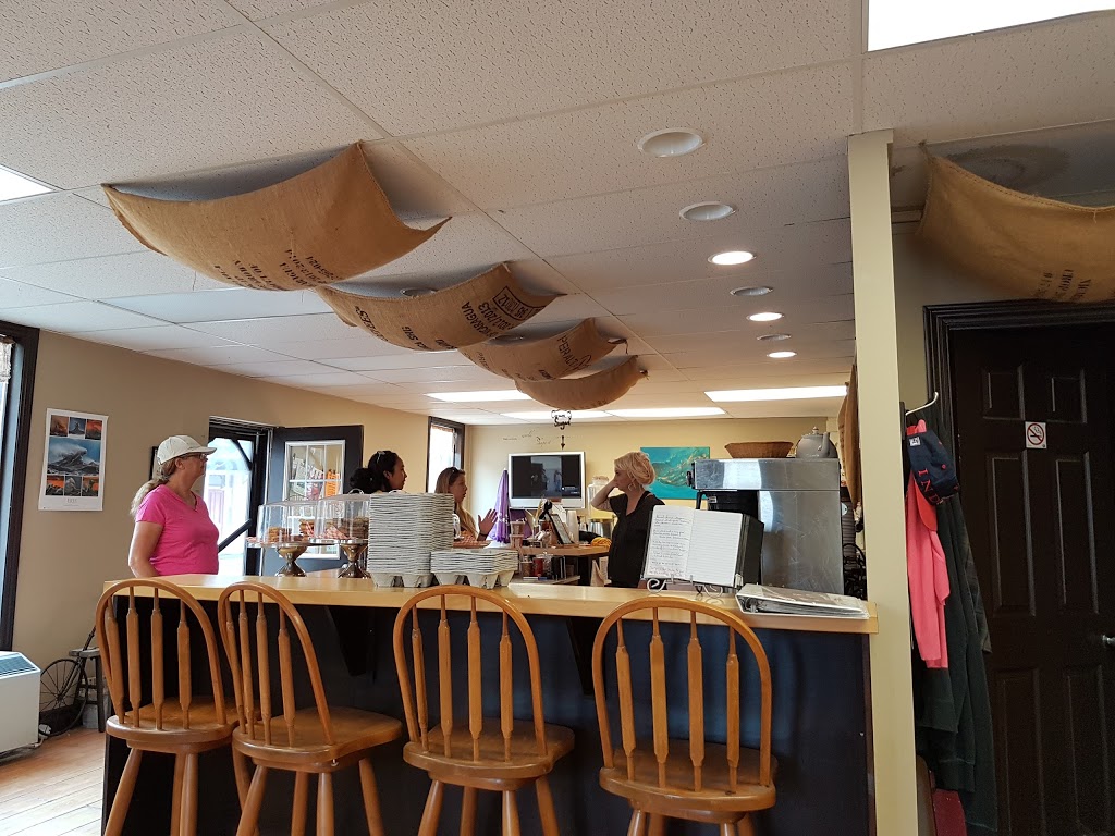Village Square Coffee House | 284 Bridge St, Port Stanley, ON N5L 1C3, Canada | Phone: (519) 782-7777