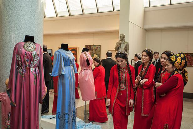 Durdy Bayramov Art Foundation | 2647 Bayview Ave, North York, ON M2L 1B8, Canada | Phone: (647) 344-6898