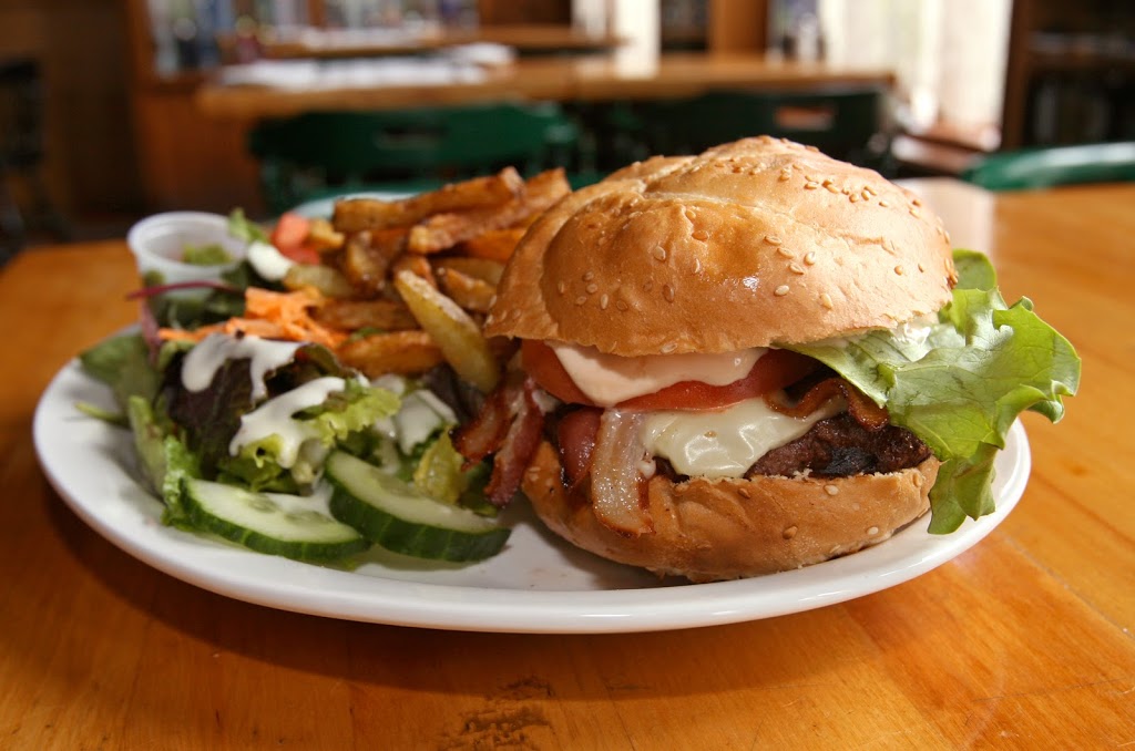 Microbrasserie St-Arnould | 435 Rue des Pionniers, Mont-Tremblant, QC J8E 2S1, Canada | Phone: (819) 425-1262