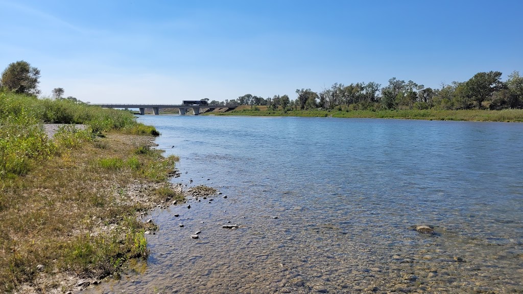 Rivers Edge RV Park & Campground | 262048 Lyndon Rd, Fort Macleod, AB T0L 0Z0, Canada | Phone: (403) 625-1002