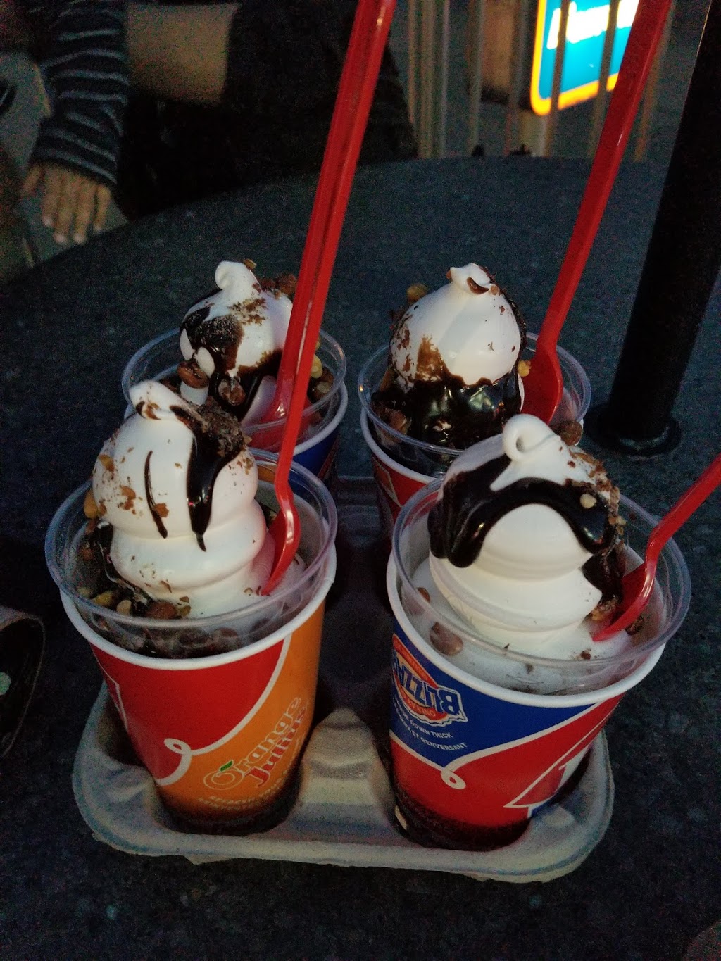 Dairy Queen (Treat) | 2429 Av Dollard, LaSalle, QC H8N 1S2, Canada | Phone: (514) 365-1541