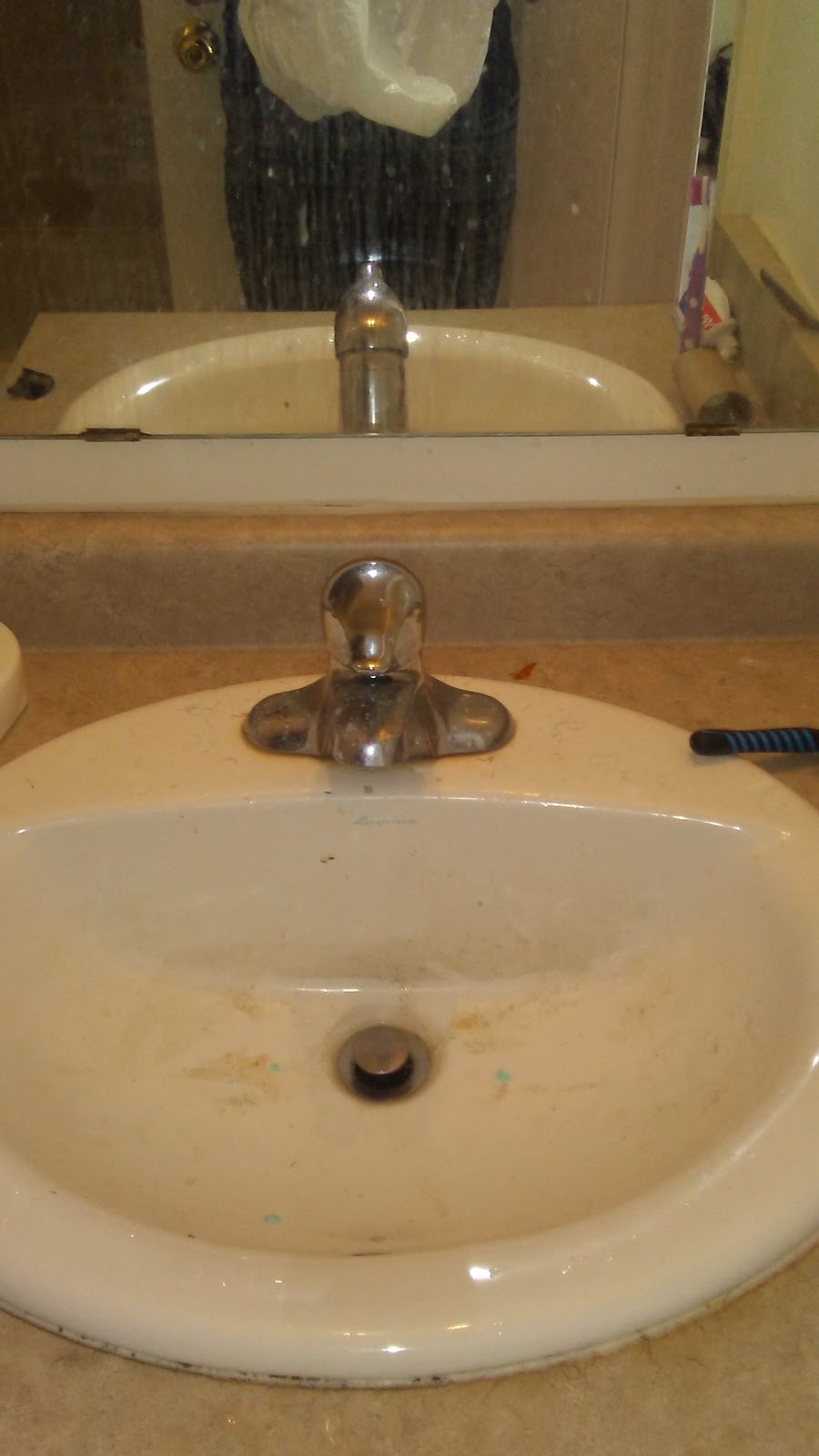 J & L Cleaning Services | 67 Burns Cir, Barrie, ON L4N 5J8, Canada | Phone: (705) 242-8992