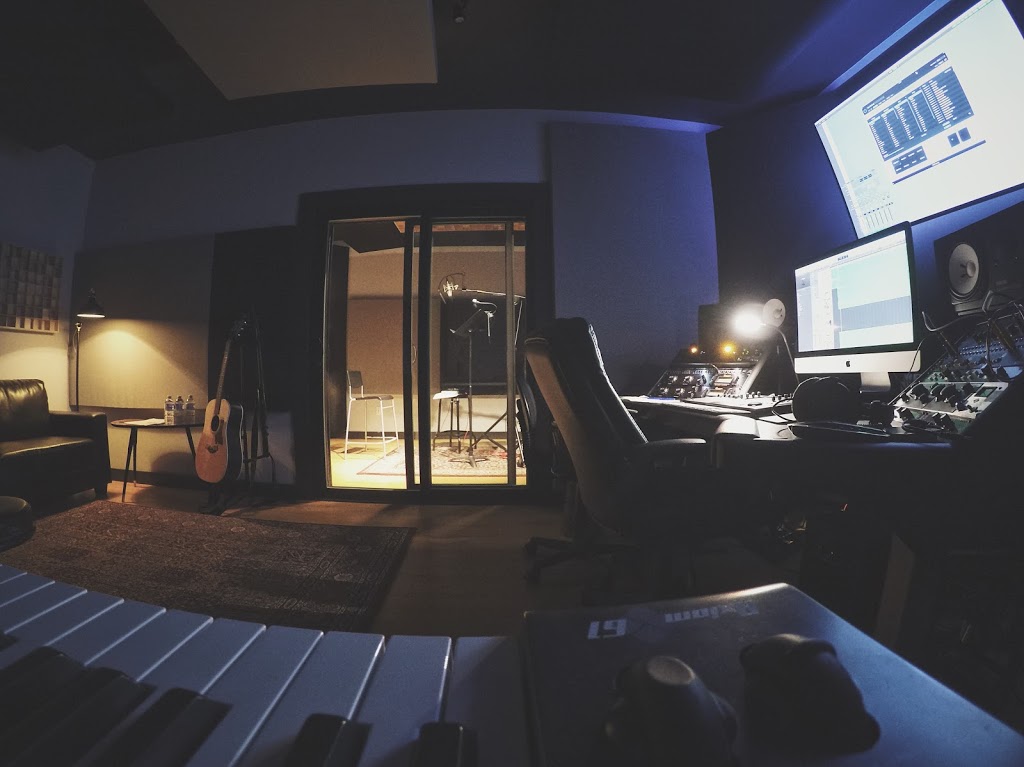 Encounter Studios | 138 Sunrise Ave, North York, ON M4A 1B3, Canada | Phone: (647) 370-8686