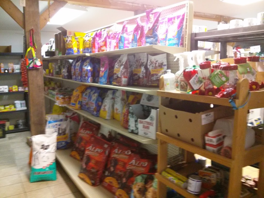 Centre Rawdon Country Store | S Rawdon Rd, Mount Uniacke, NS B0N 1Z0, Canada | Phone: (902) 632-2551