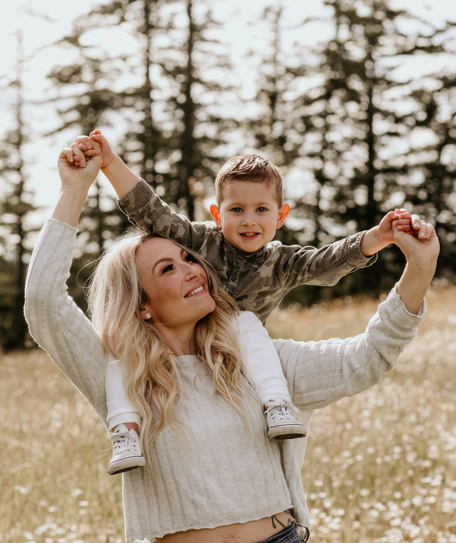 Kelsey Lageri Photography | 3737 Dallimore Rd, Victoria, BC V9C 3X5, Canada | Phone: (778) 678-4582