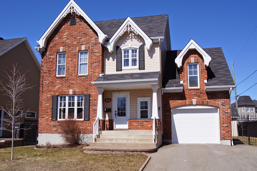 Benoit De Césaré REMAX TMS | 156 Boulevard Curé-Labelle, Sainte-Thérèse, QC J7E 2W3, Canada | Phone: (514) 804-8336