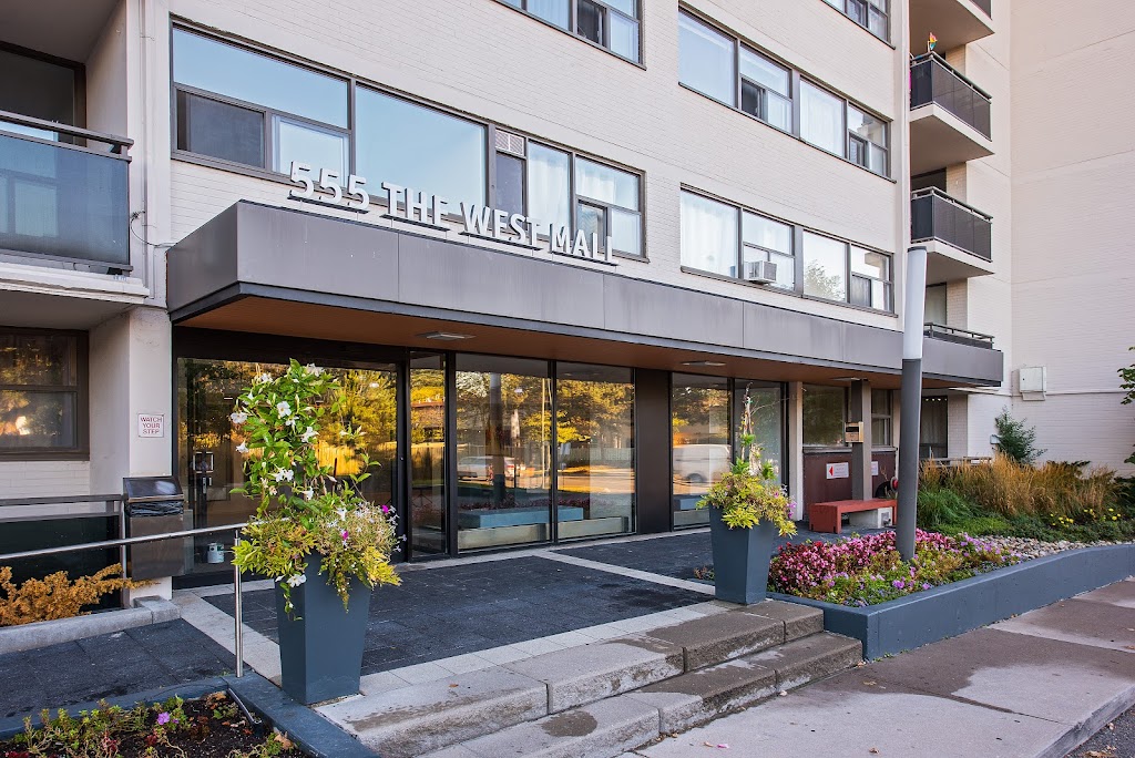 The West Mall Towers | 555 The West Mall, Etobicoke, ON M9C 1G8, Canada | Phone: (647) 699-3093