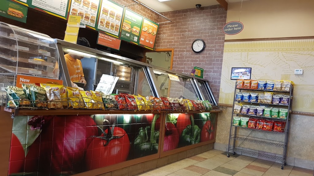 Subway | 9570 McCowan Rd Unit 7, Markham, ON L3P 8M1, Canada | Phone: (905) 887-6477