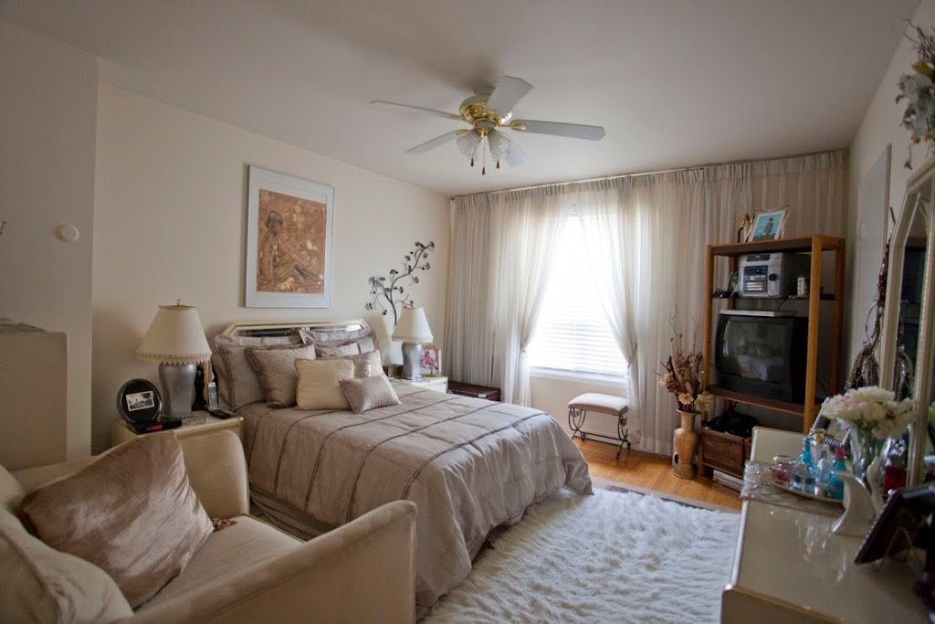Silverstone Townhomes | 282 Silverstone Dr Suite 106, Etobicoke, ON M9V 3J4, Canada | Phone: (416) 749-3298