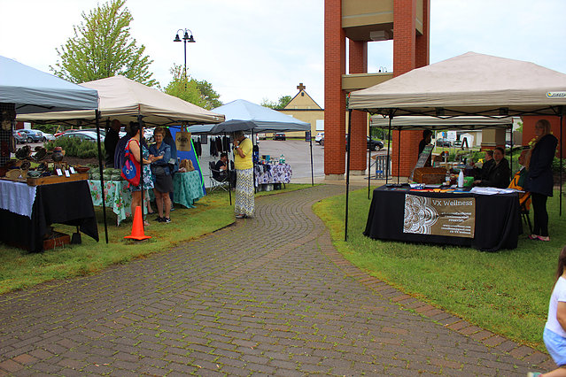 Chocolate River Farmers Market | 30 Honour House Ct, Riverview, NB E1B 4T8, Canada | Phone: (506) 961-4076