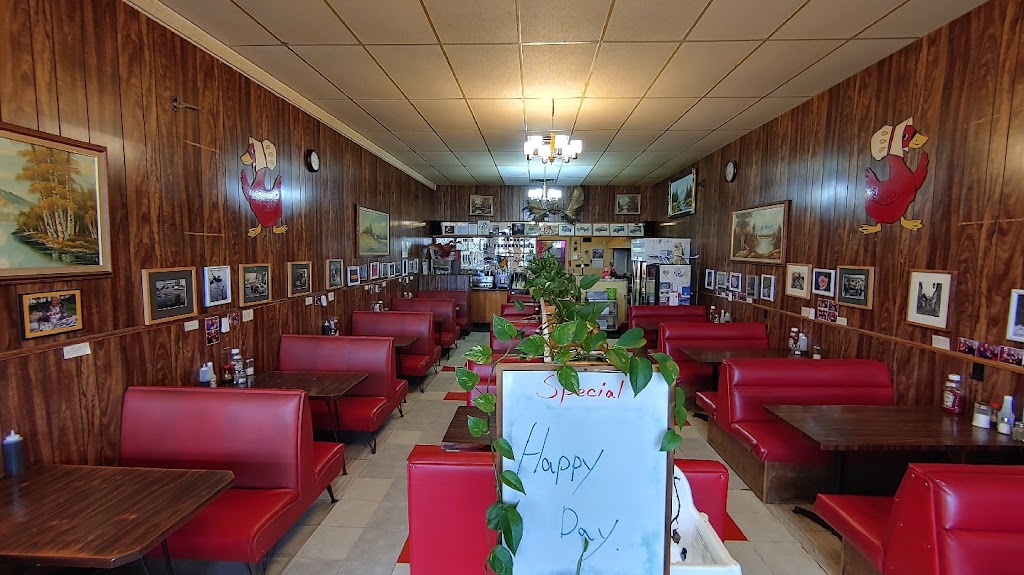 Red Goose Restaurant | 9625 66 Ave NW, Edmonton, AB T6E 0M2, Canada | Phone: (780) 435-8661