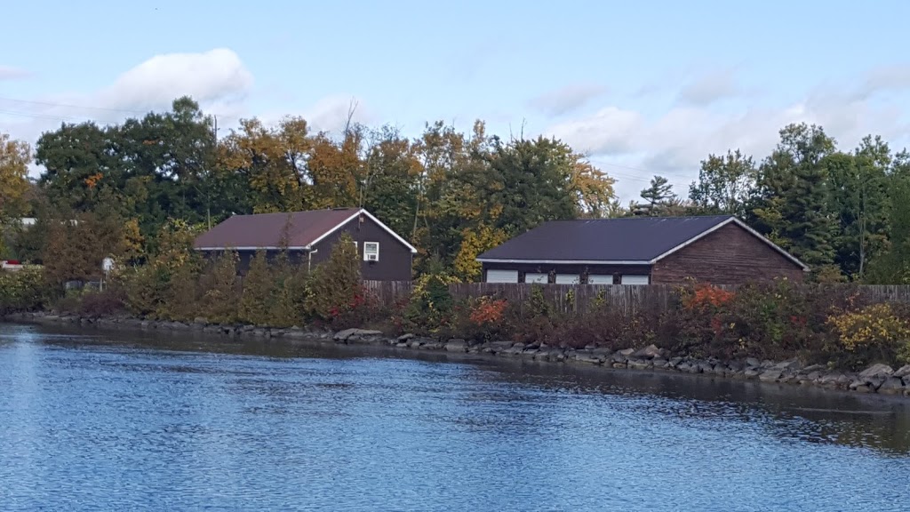 McGregor on the Water | 3331 McClelland Rd, Washago, ON L0K 2B0, Canada | Phone: (705) 689-9935