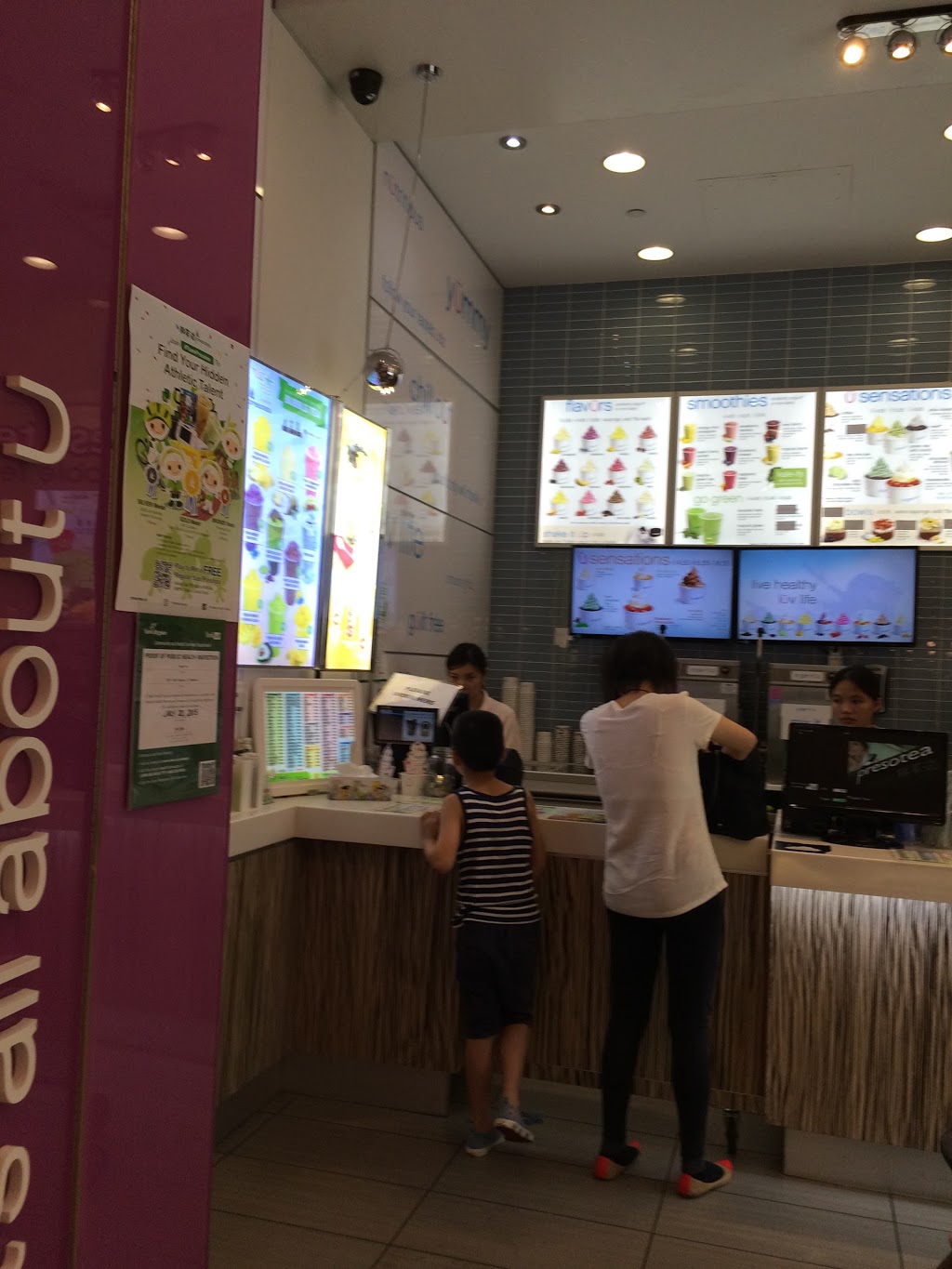 Yogen Früz | 5000 Hwy 7 #1005, Markham, ON L3R 4M9, Canada | Phone: (647) 471-6688