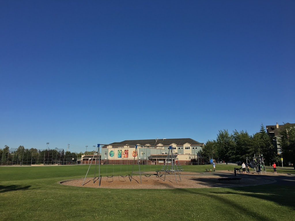 Terry Hughes Park | 8 8th Ave, New Westminster, BC V3L, Canada | Phone: (604) 521-3711