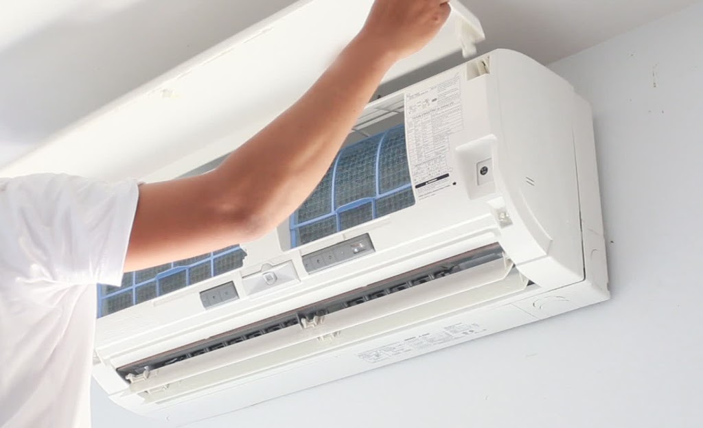 Saisons Air Inc | 150 Boulevard Saint-Martin O, Laval, QC H7M 3Y8, Canada | Phone: (514) 494-8787
