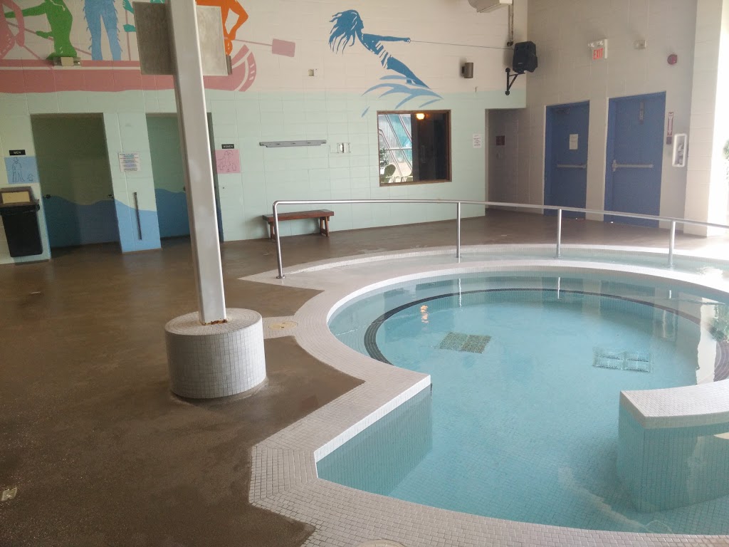 Three Hills Aquatic Centre | 221 4th Ave E, Three Hills, AB T0M 2A0, Canada | Phone: (403) 443-2166