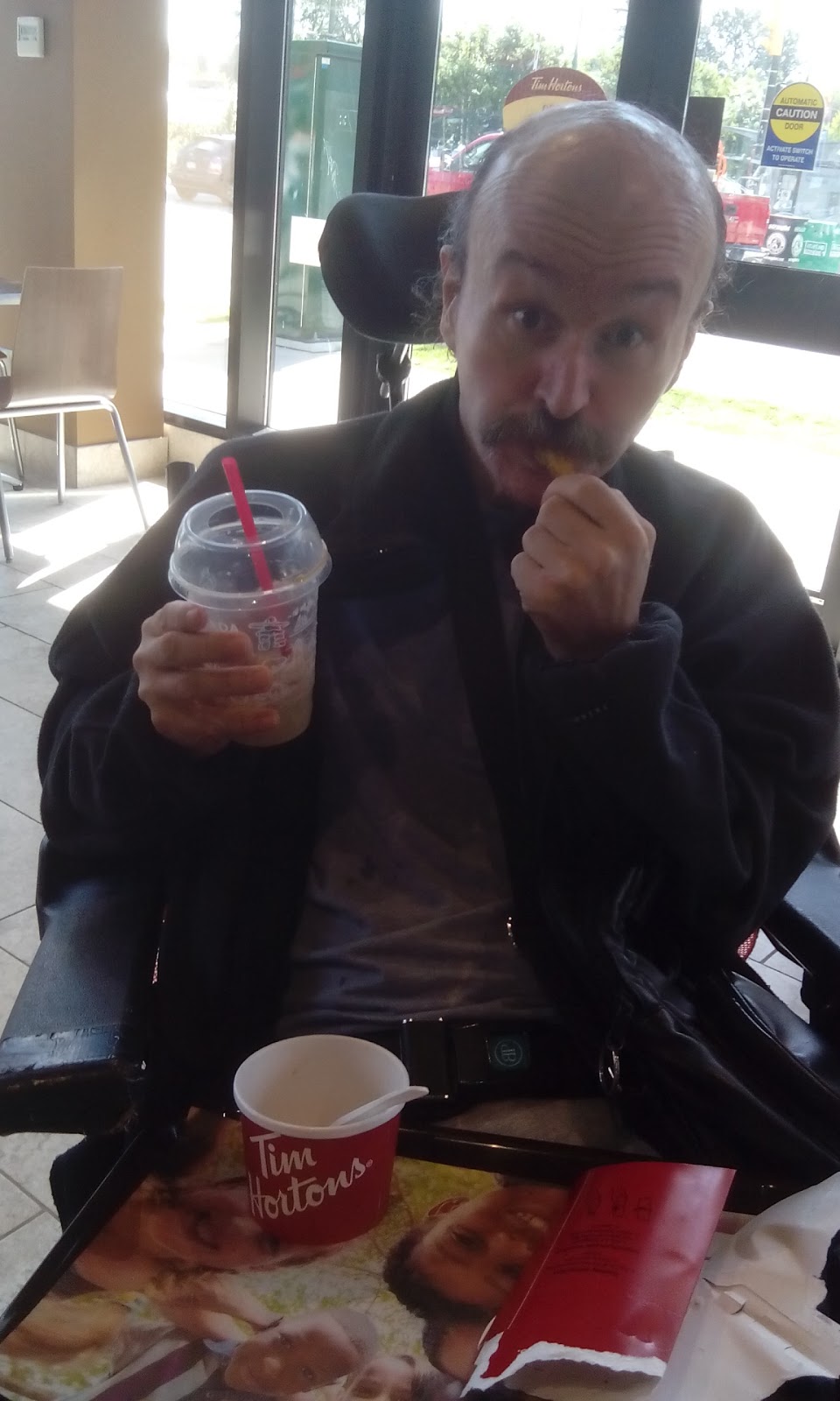 Tim Hortons | 2889 E 12th Ave, Vancouver, BC V5M 4T5, Canada | Phone: (604) 620-5044