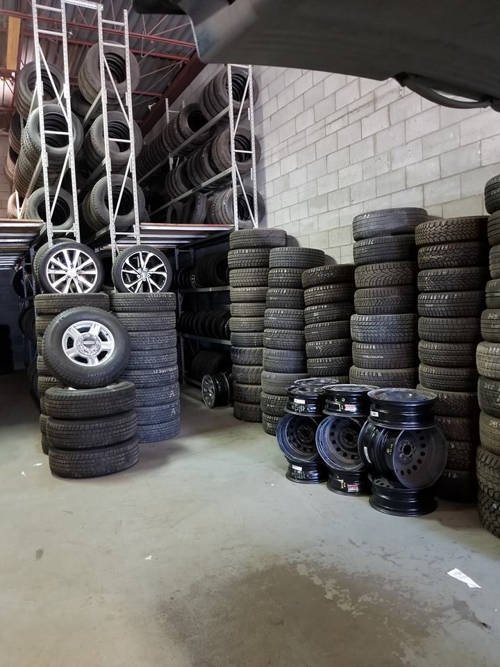 Pneus Toptread Mirabel - Pneus neufs et usagés | 14153 Boulevard Curé-Labelle, Unité # 5, Mirabel, QC J7J 1M3, Canada | Phone: (579) 630-7638