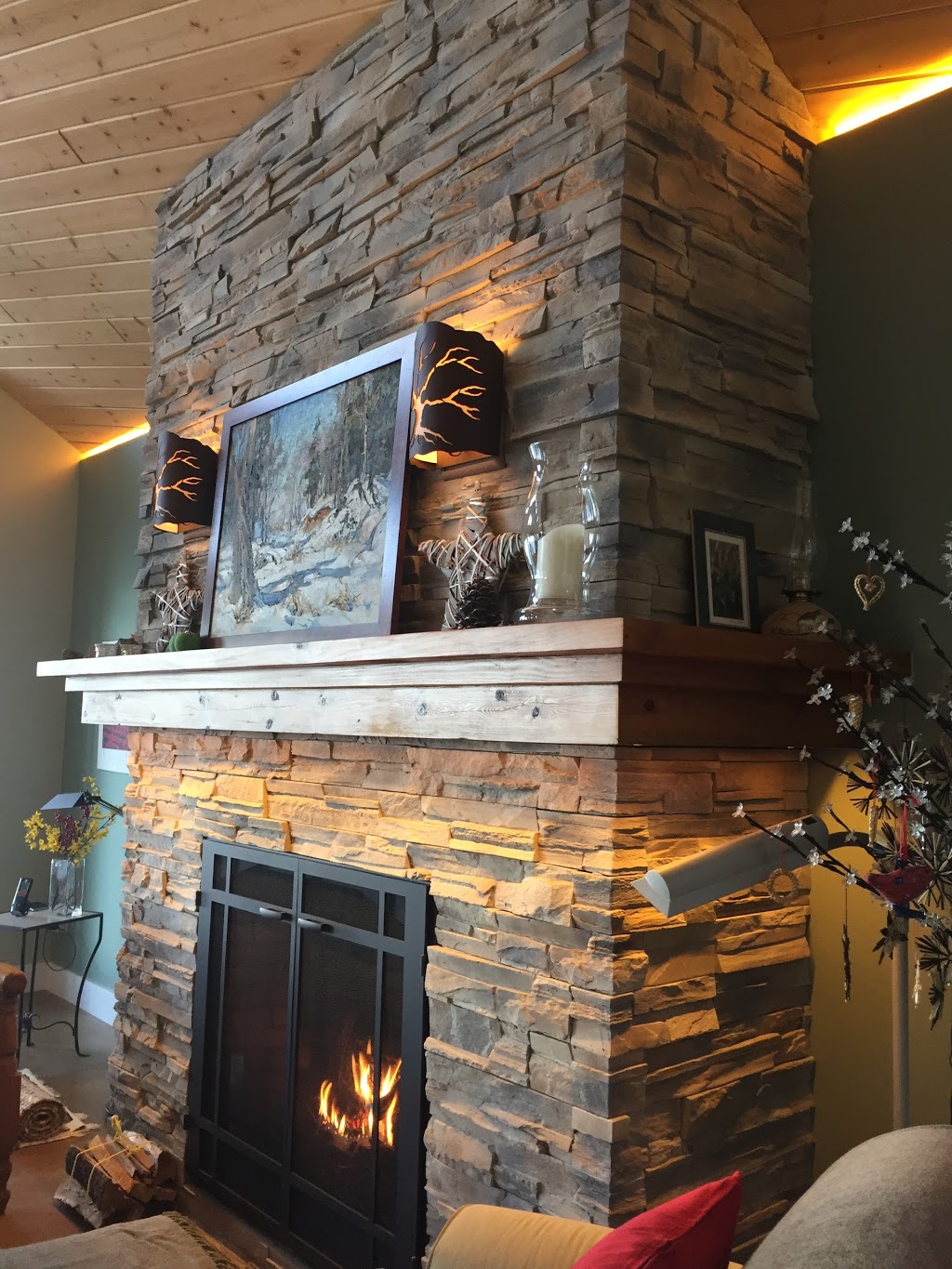 EM Electrical | 199 Meadowbrook Rd, Victoria, BC V9E 1J5, Canada | Phone: (250) 589-7703